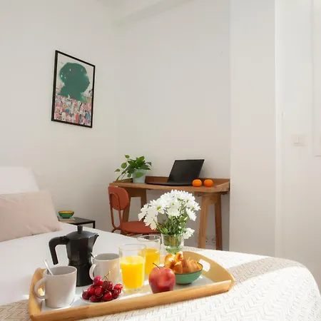 Apartment Singularstays Tinglado Ii
